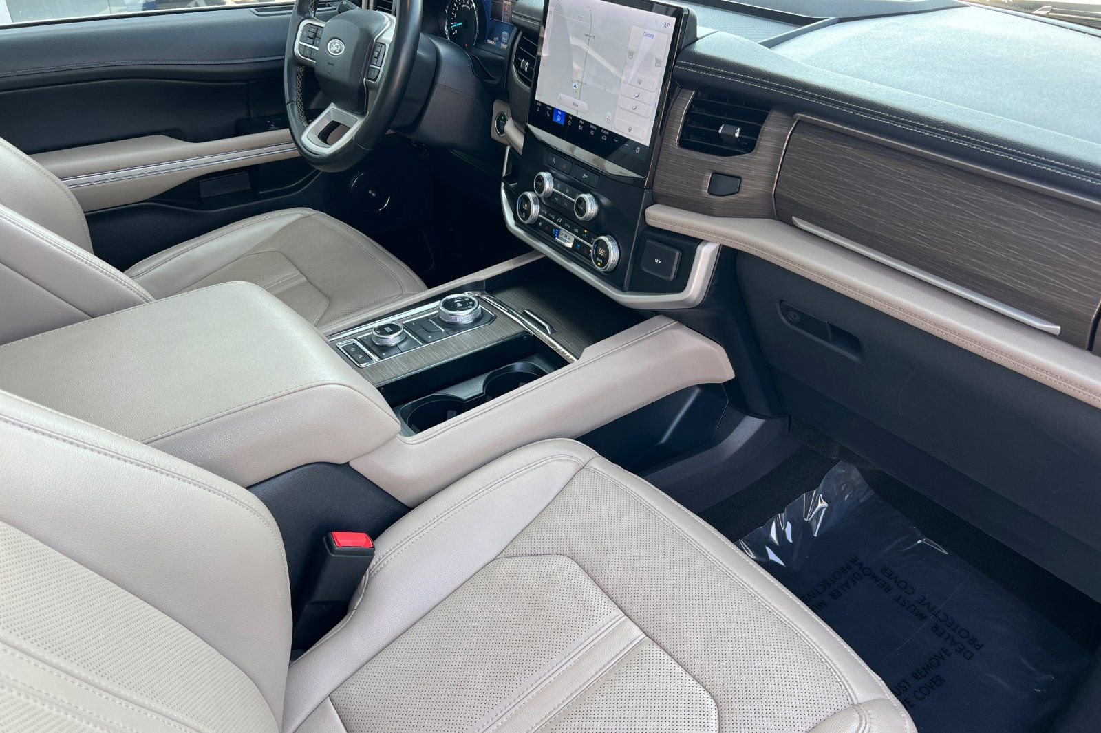 Used 2024 Ford Expedition Max Limited image 18