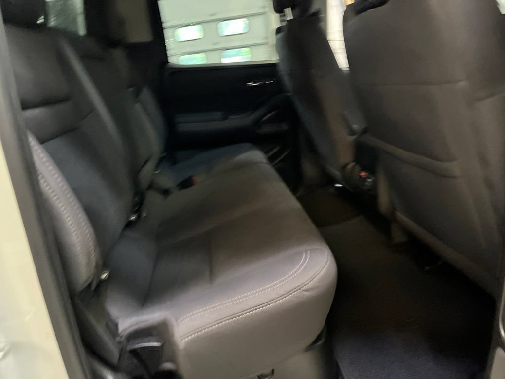 Used 2024 Nissan Frontier SV w/ Hardbody Edition AWD/4WD image 27