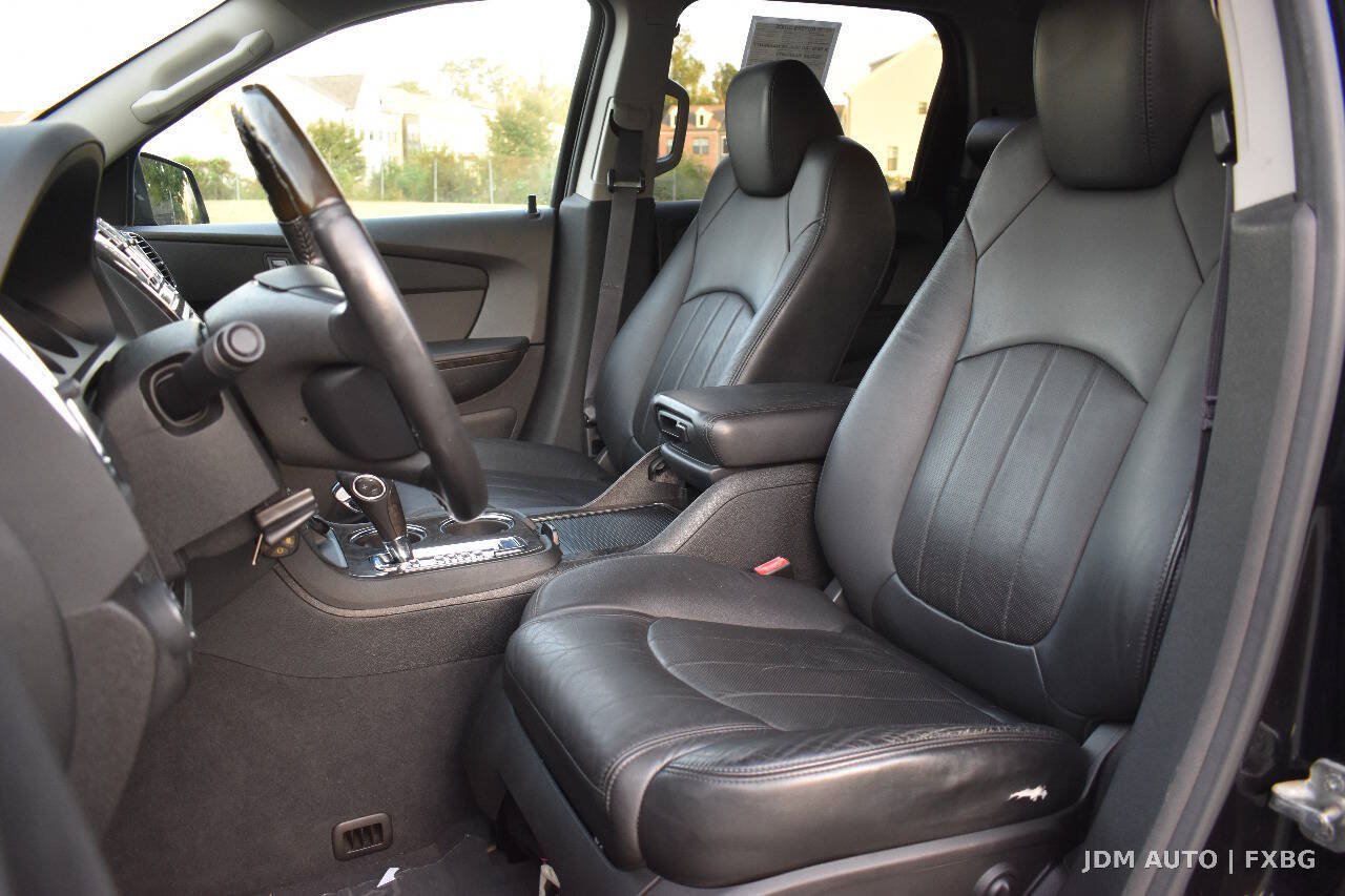 Used 2011 GMC Acadia Denali AWD/4WD image 12