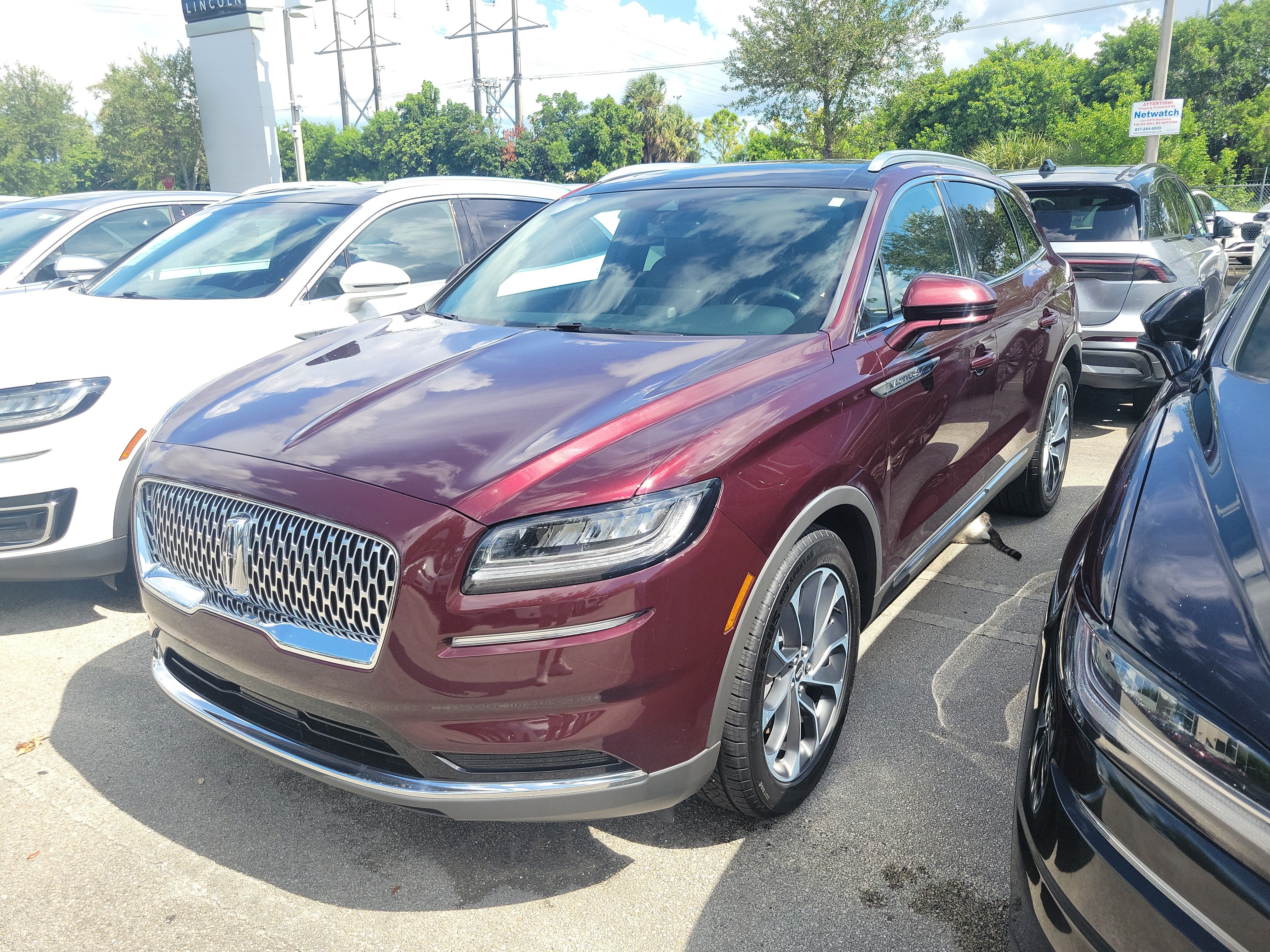 Certified 2022 Lincoln Nautilus Reserve FWD image 2