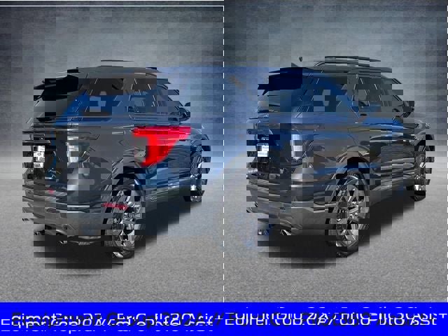 Used 2023 Ford Explorer XLT w/ Equipment Group 202A image 4