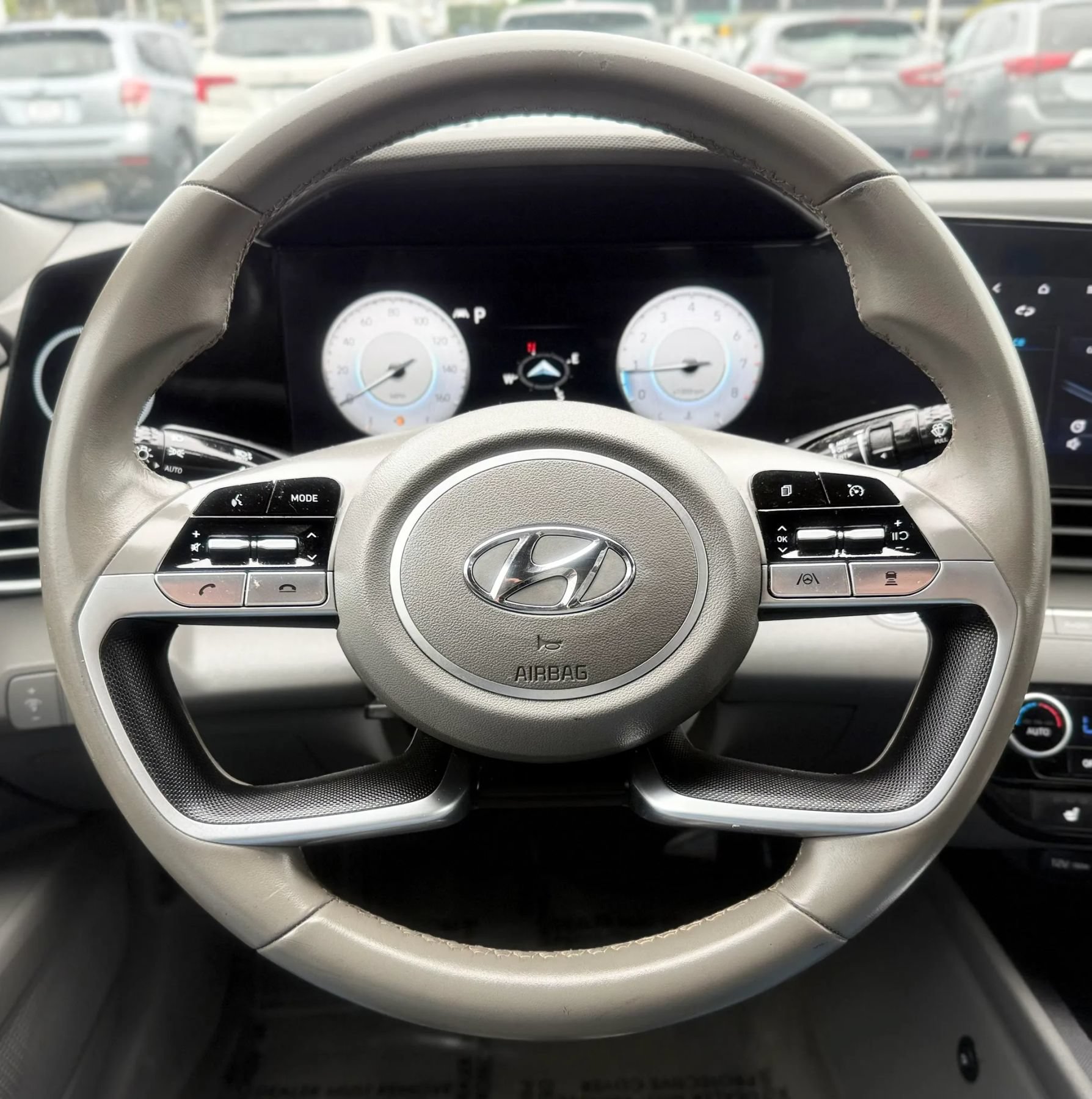 Used 2023 Hyundai Elantra SEL w/ Convenience Package FWD image 12