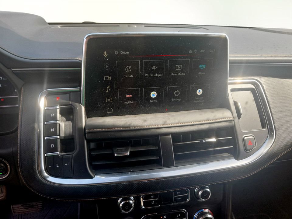 Used 2024 GMC Yukon AT4 w/ Technology Package AWD/4WD image 24