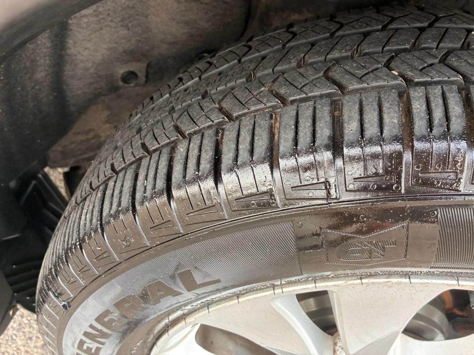 Used 2014 Honda CR-V EX image 36