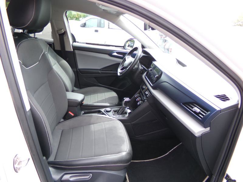 Used 2023 Volkswagen Taos SE image 39