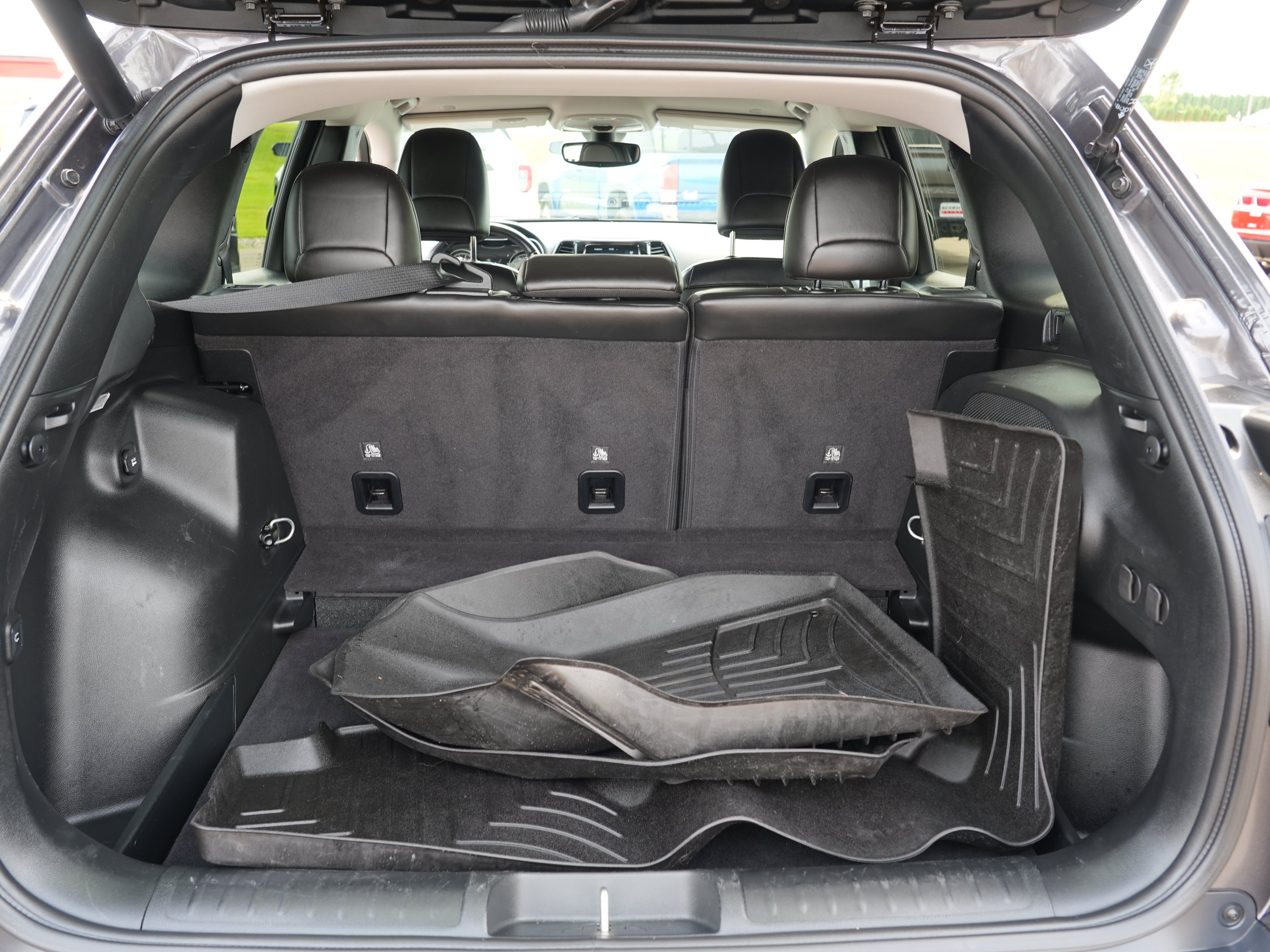 Used 2020 Jeep Cherokee Limited AWD/4WD image 27