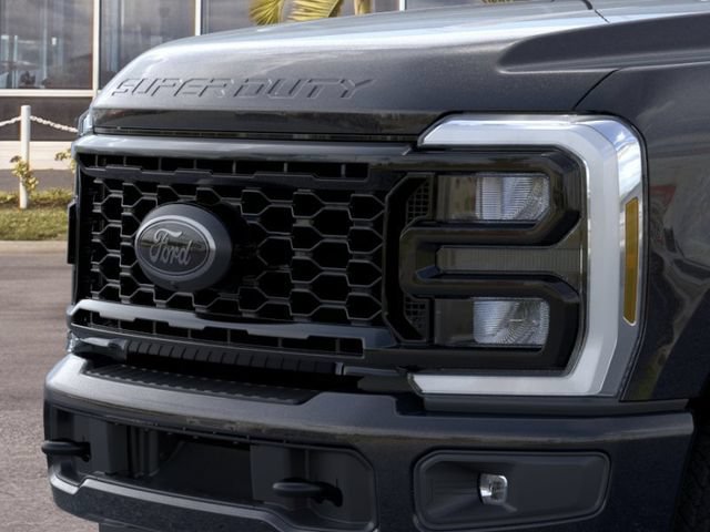 New 2026 Ford F250 Lariat w/ Black Appearance Package AWD/4WD image 17
