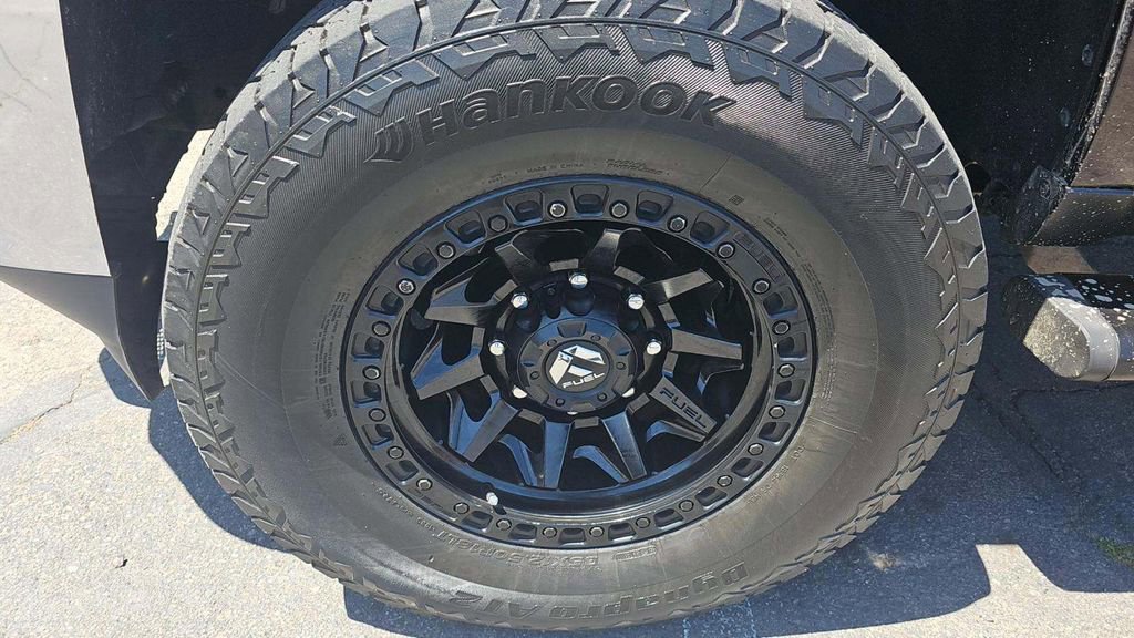 Used 2019 Chevrolet Silverado 2500 LT w/ LT Plus Package AWD/4WD image 20