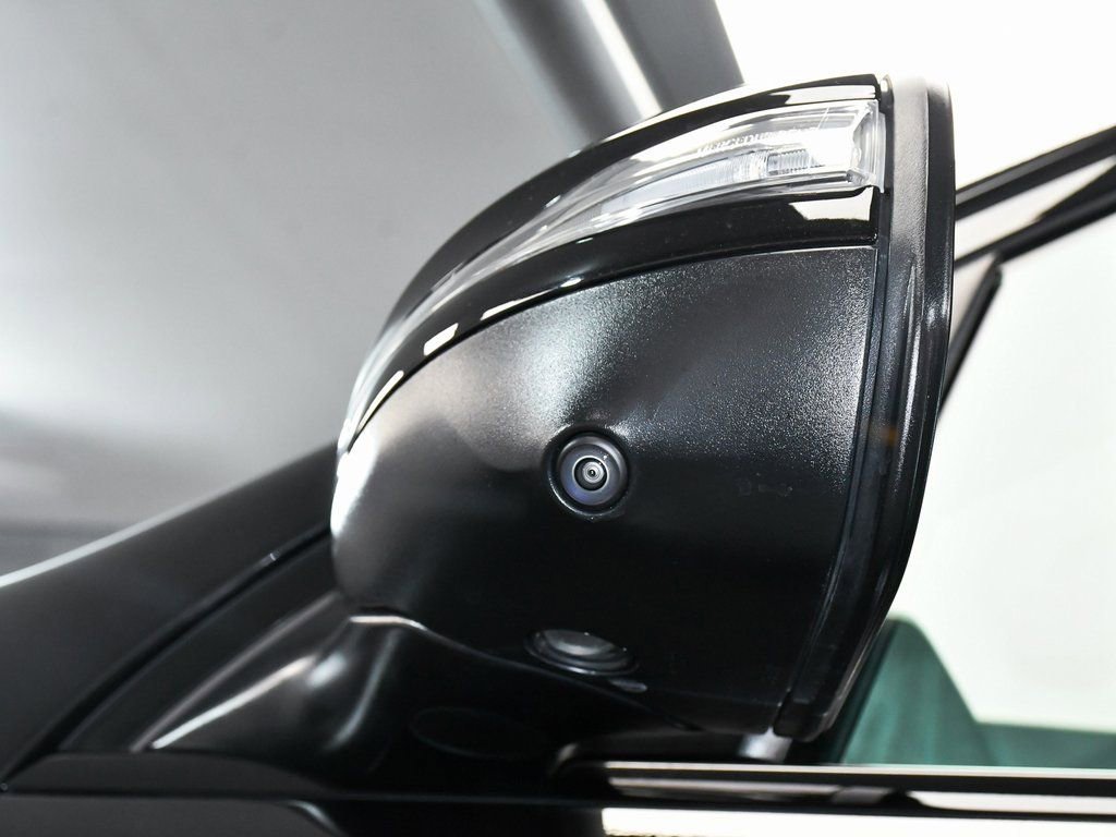 Used 2025 Mercedes-Benz GLE 450e GLE 450e w/ AMG Line Exterior image 81