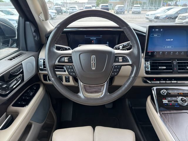 Used 2024 Lincoln Navigator Reserve AWD/4WD image 16