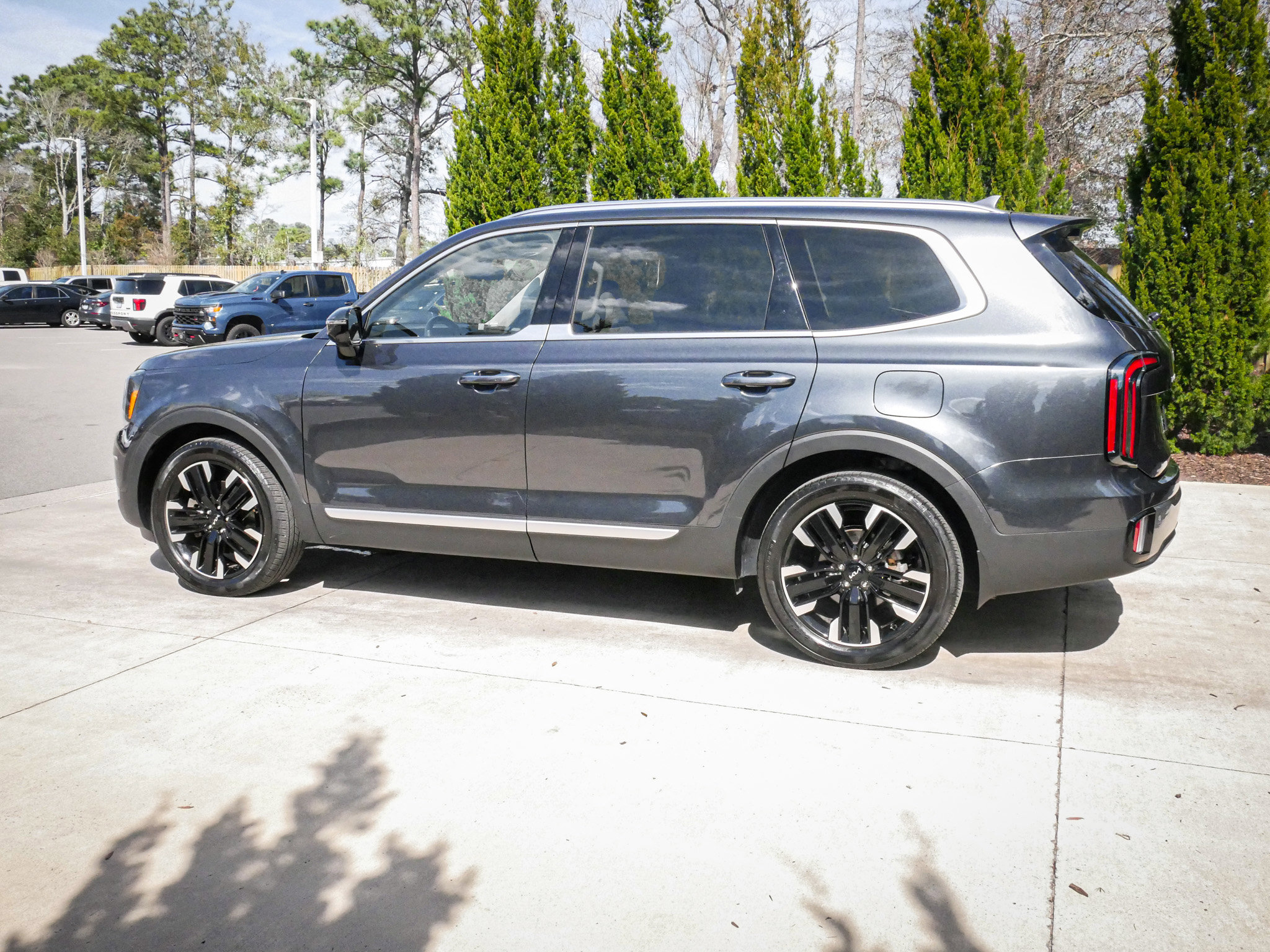 Used 2024 Kia Telluride SX Prestige image 7