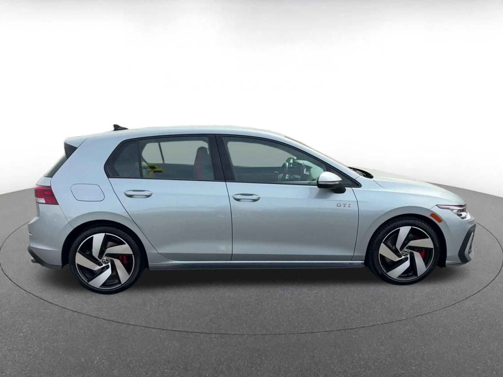 Used 2026 Volkswagen Golf S FWD image 13