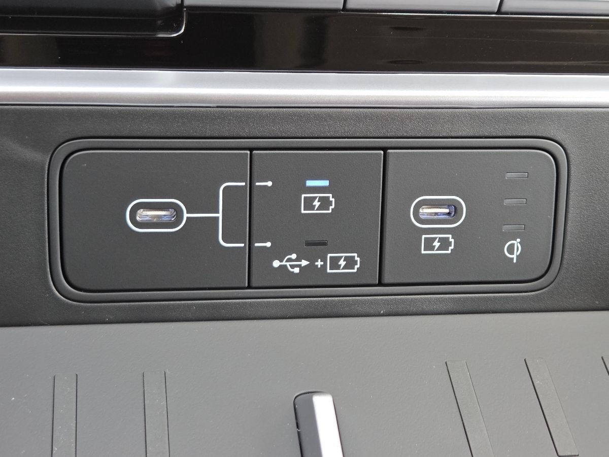 New 2027 Hyundai Santa Fe SEL AWD/4WD image 11