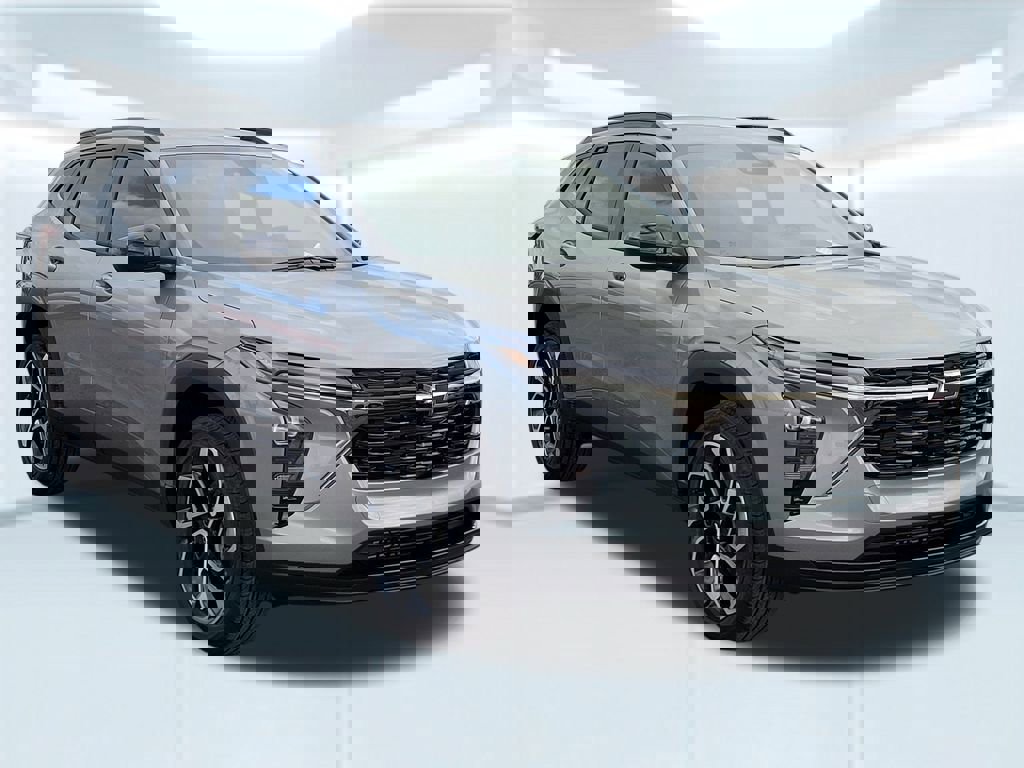 New 2026 Chevrolet Trax RS w/ Driver Confidence Package image 8