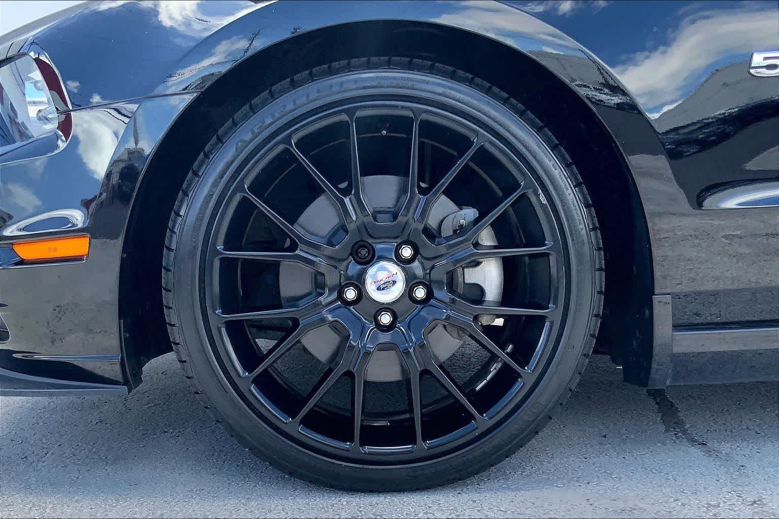 Used 2014 Ford Mustang GT Premium w/ Electronics Package RWD image 8
