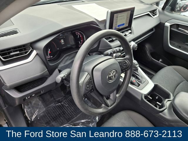 Used 2023 Toyota RAV4 XLE image 3