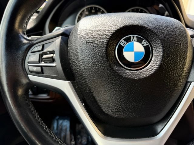 Used 2018 BMW X5 xDrive40e AWD/4WD image 36