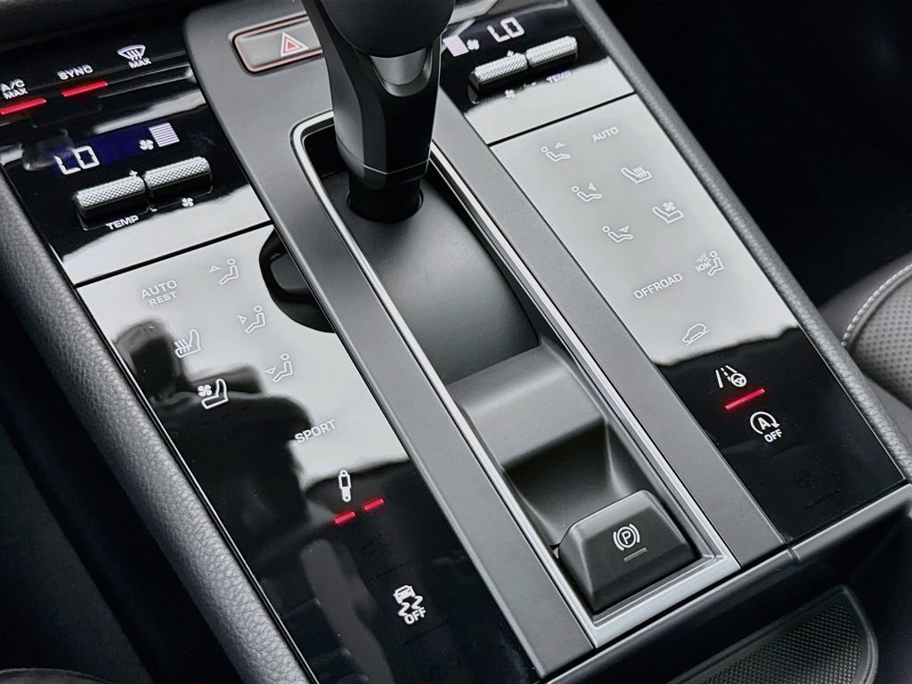 New 2026 Porsche Macan S AWD/4WD image 22
