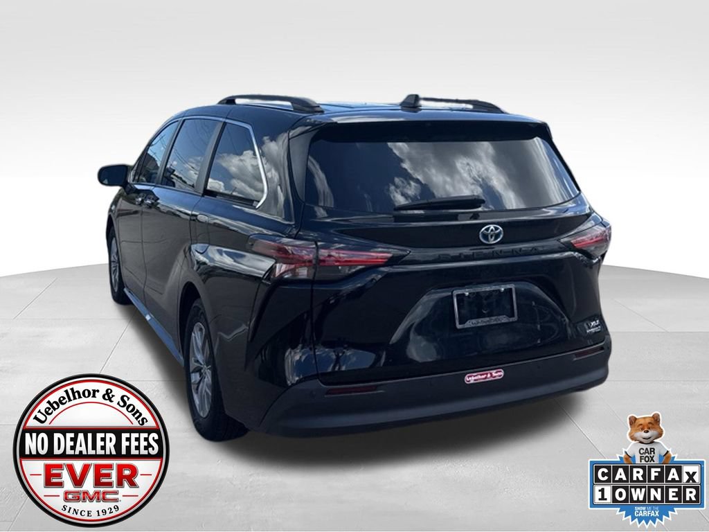 Used 2022 Toyota Sienna XLE w/ XLE Plus Package FWD image 9