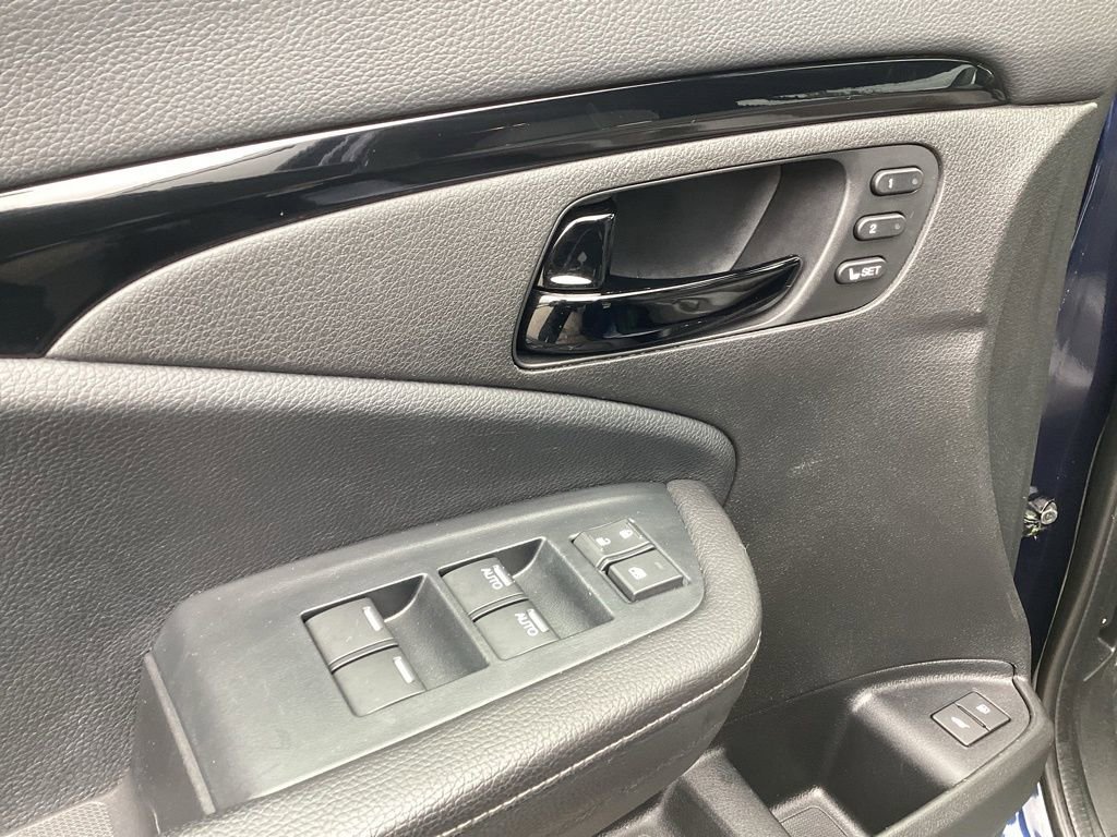 Used 2022 Honda Passport Elite image 11