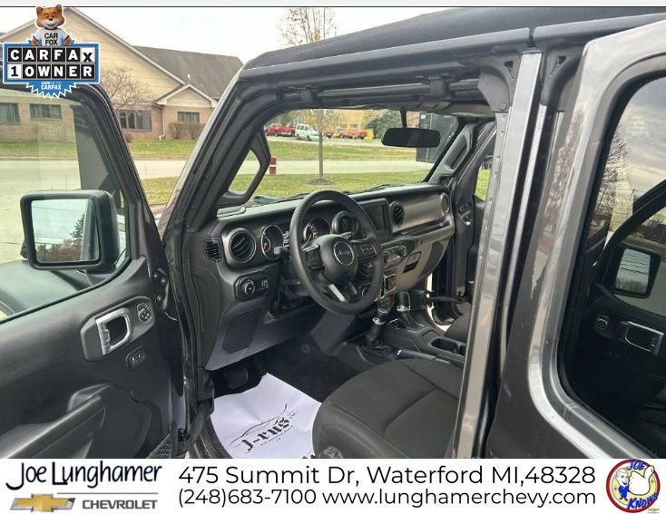 Used 2023 Jeep Wrangler Willys image 12