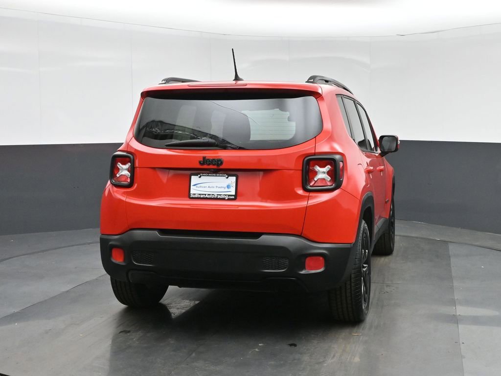 Used 2017 Jeep Renegade Altitude FWD image 6