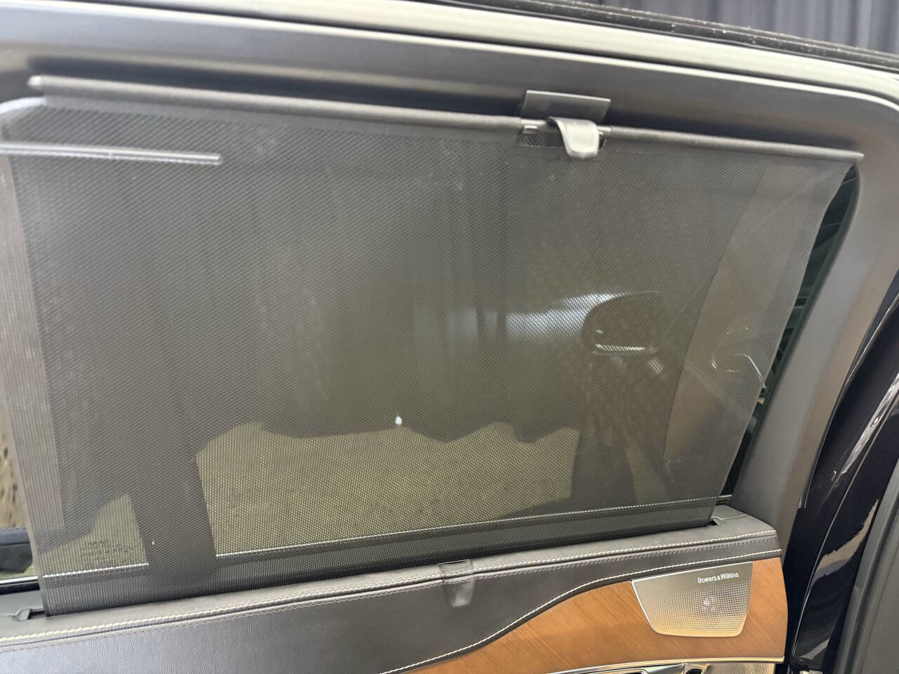 Used 2016 Volvo XC90 T6 AWD/4WD image 25