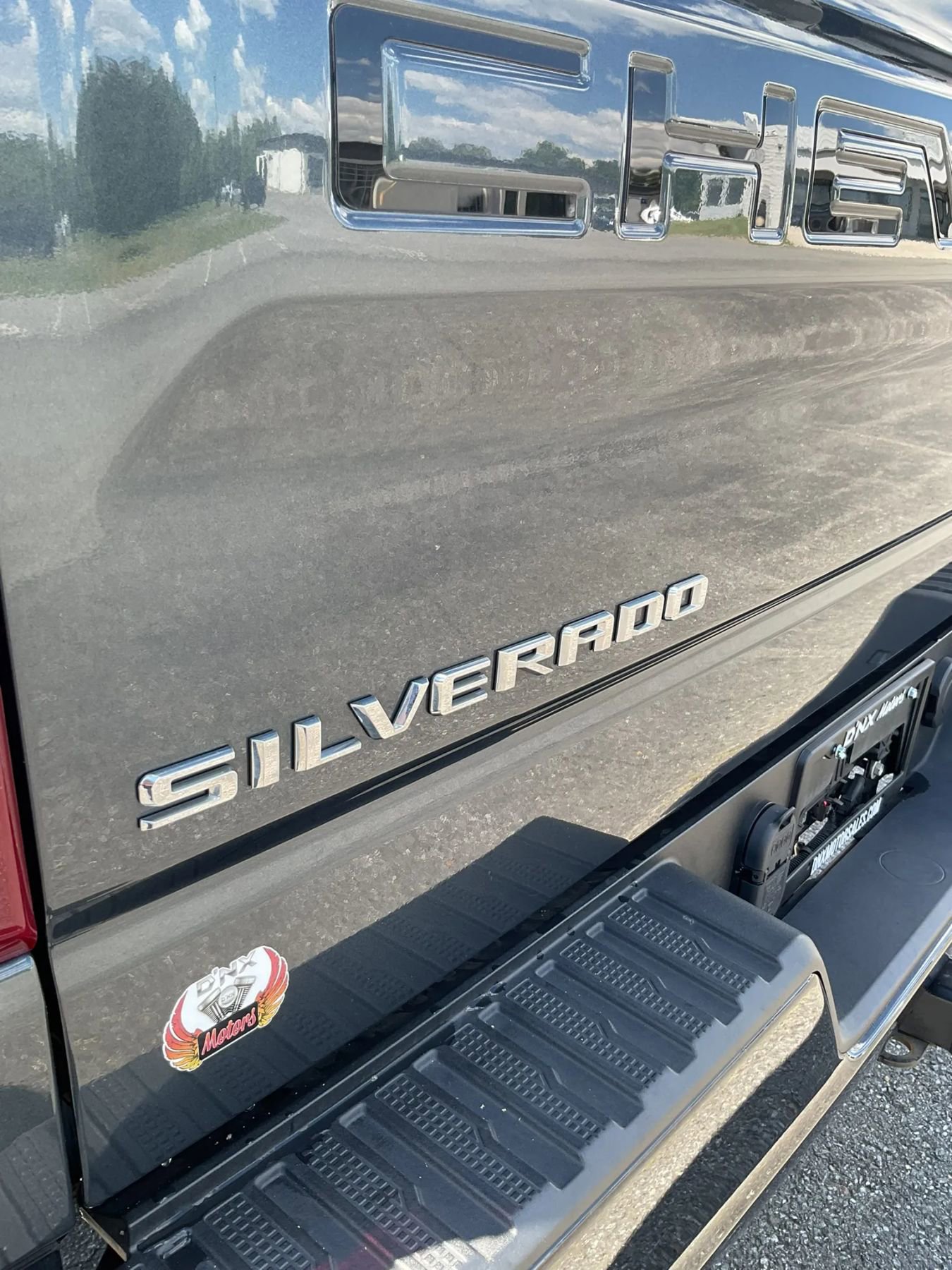 Used 2021 Chevrolet Silverado 1500 LT Trail Boss w/ Convenience Package II AWD/4WD image 15