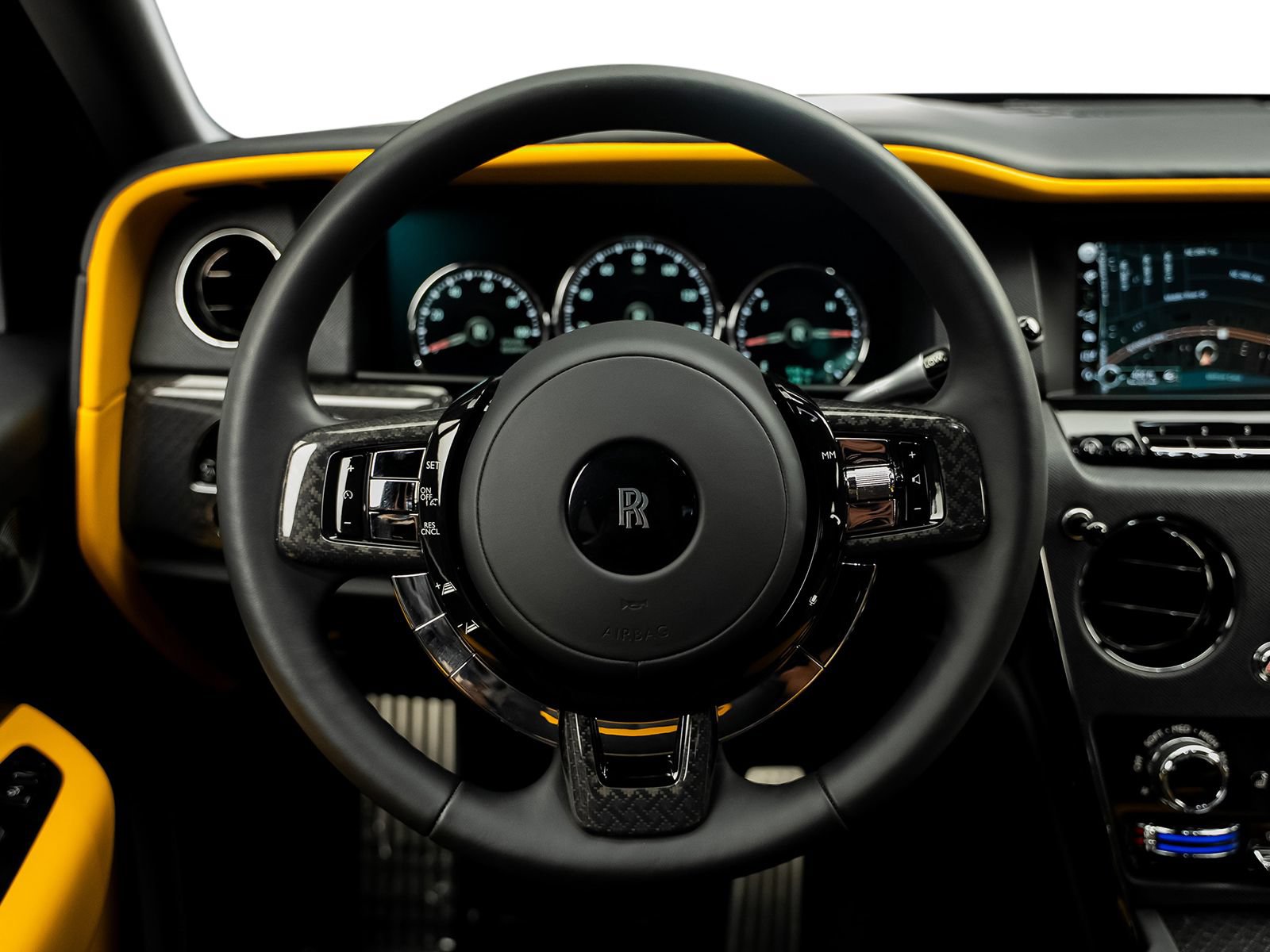 Used 2023 Rolls-Royce Cullinan Black Badge w/ Dark Exterior Package AWD/4WD image 44