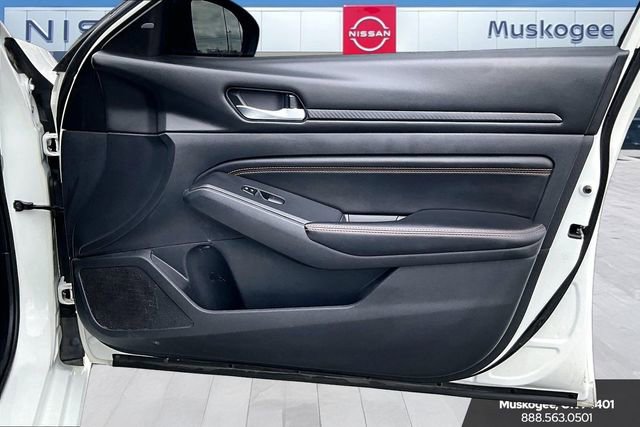 Used 2021 Nissan Altima 2.5 SR image 25