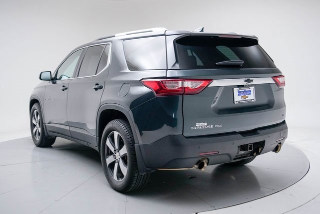 Used 2018 Chevrolet Traverse LT w/ LPO, Black Accent Package image 9