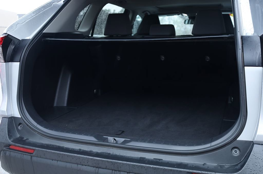 Used 2023 Toyota RAV4 XLE w/ Convenience Package image 18