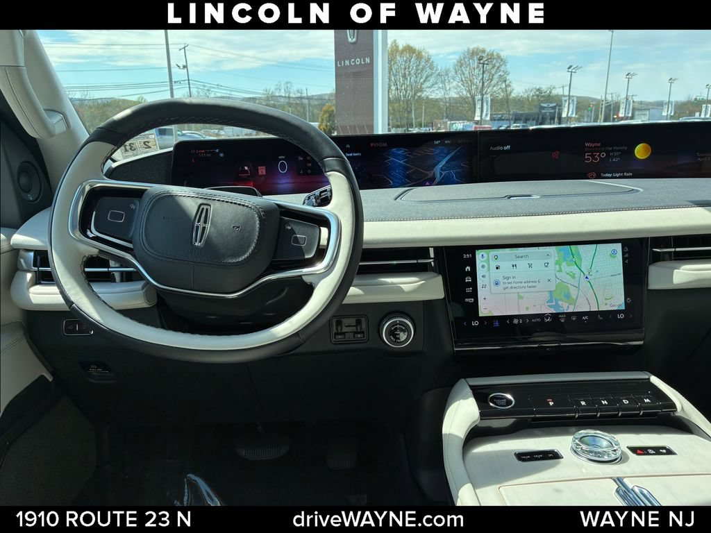 Used 2026 Lincoln Navigator Reserve AWD/4WD image 25