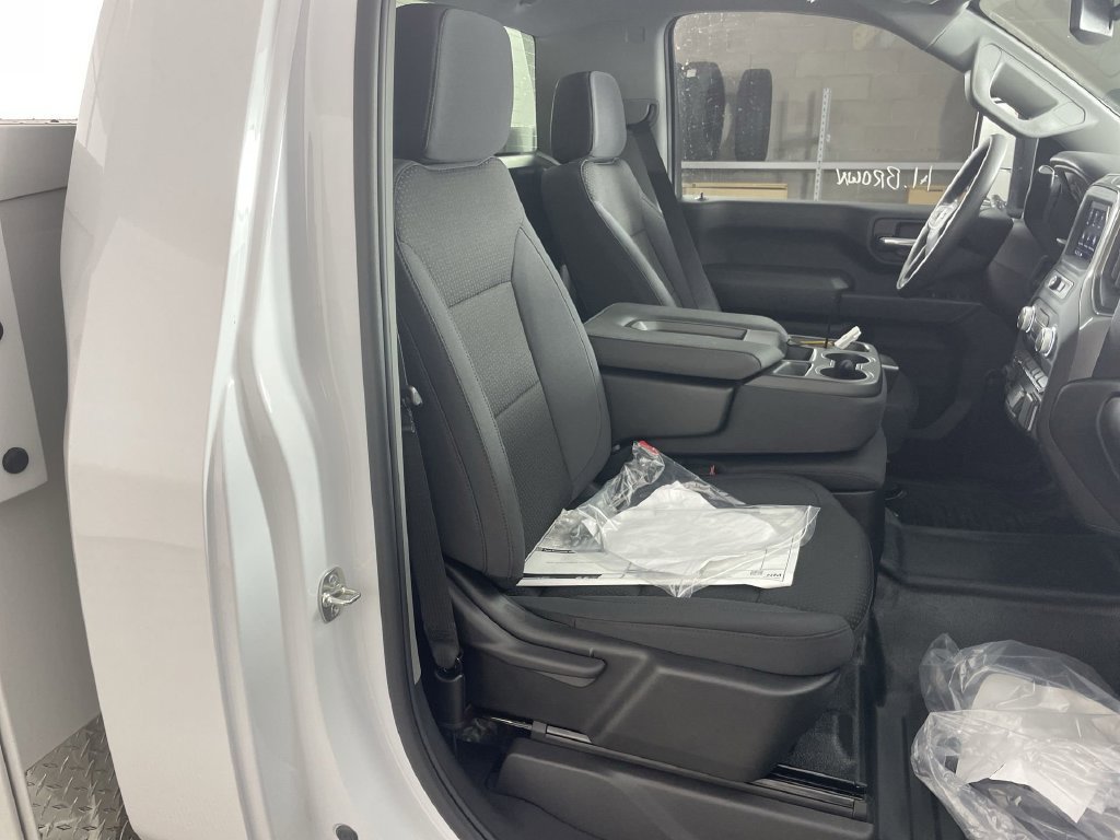 New 2025 GMC Sierra 2500 Pro w/ Convenience Package RWD image 25