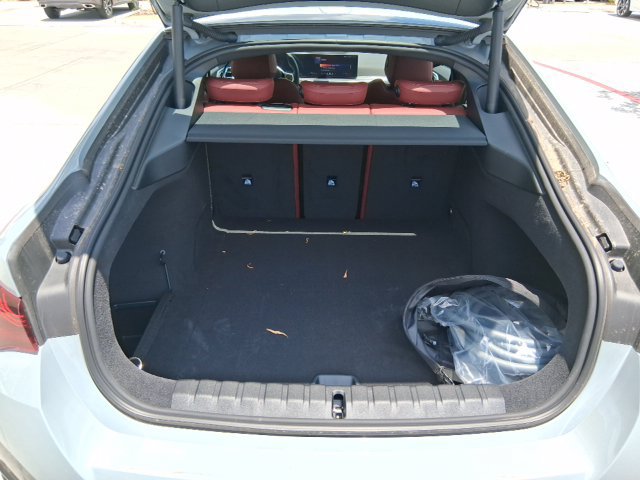 New 2026 BMW i4 eDrive40 w/ M Sport Package RWD image 6
