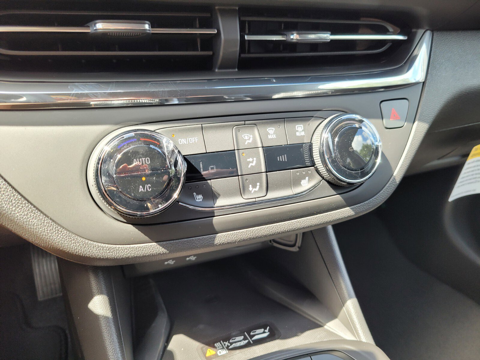 New 2025 Buick Envista Preferred w/ Convenience I Package image 10