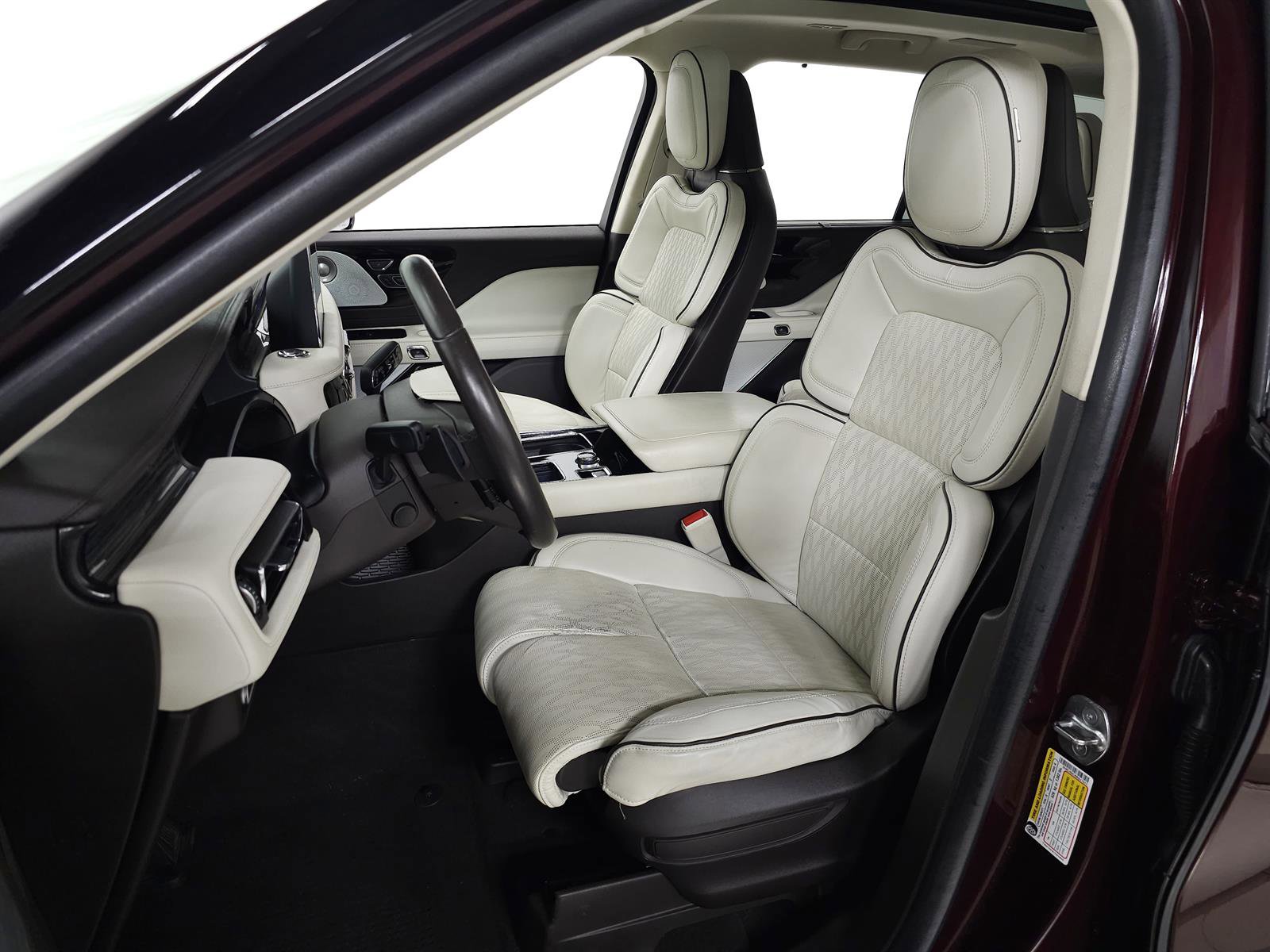 Used 2021 Lincoln Aviator Black Label AWD/4WD image 19