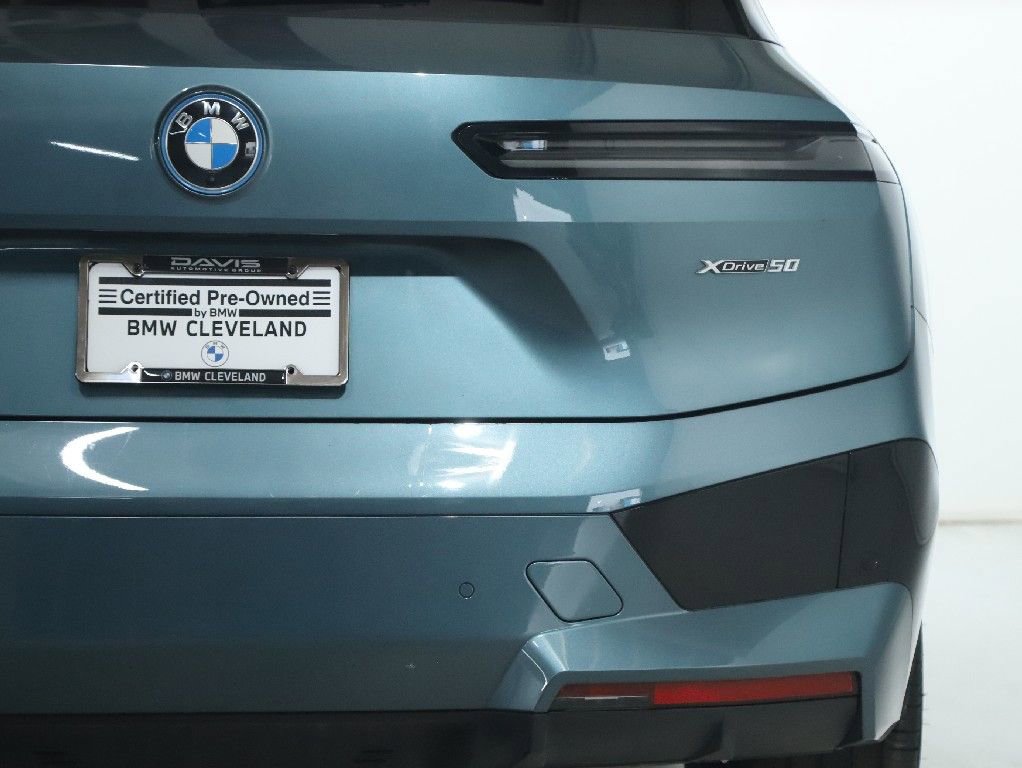 Certified 2023 BMW iX xDrive50 w/ Premium Package AWD/4WD image 45