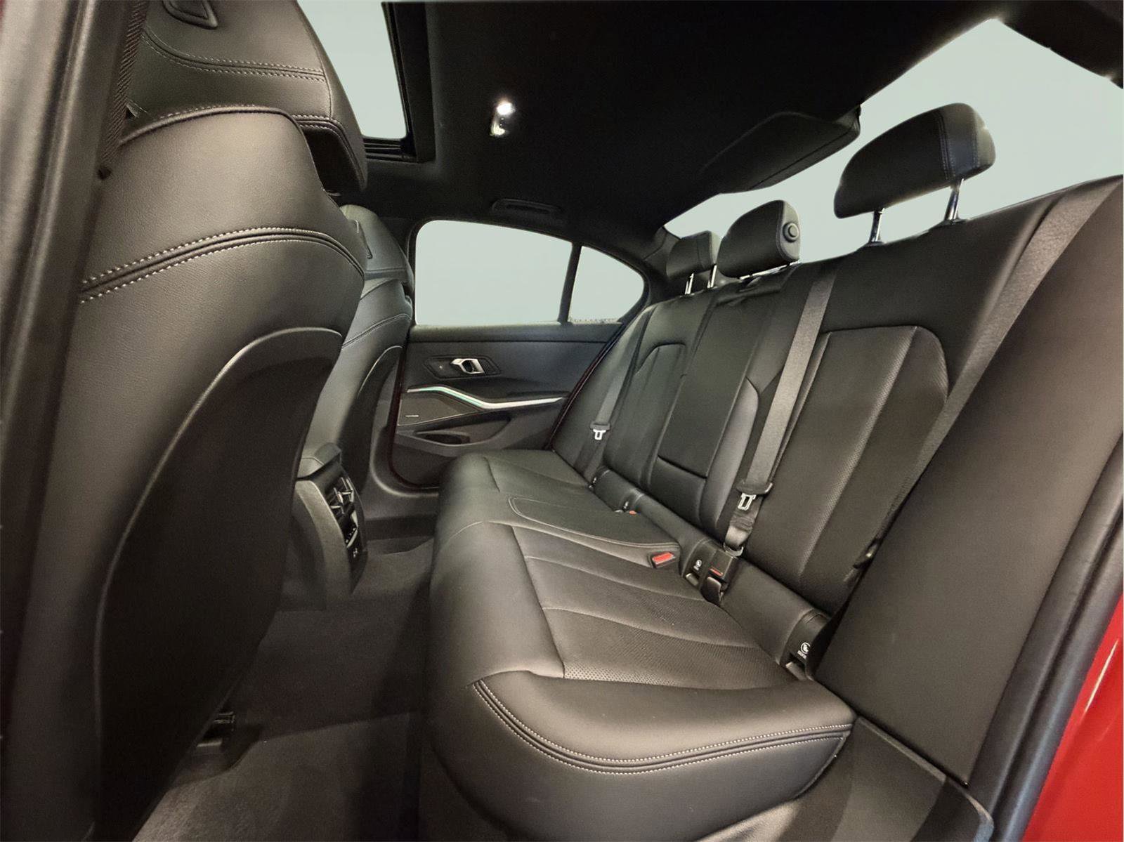 Used 2024 BMW M340i w/ Premium Package RWD image 29