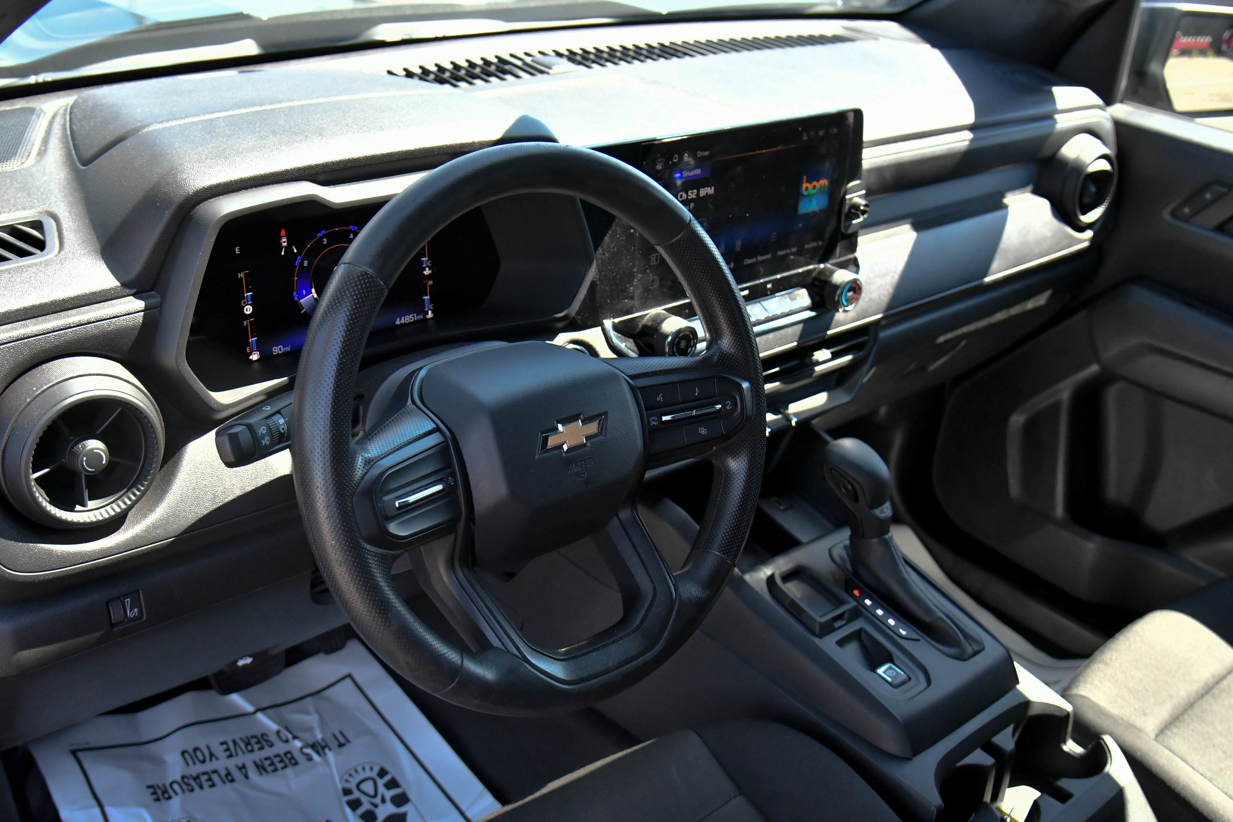 Used 2023 Chevrolet Colorado W/T image 14