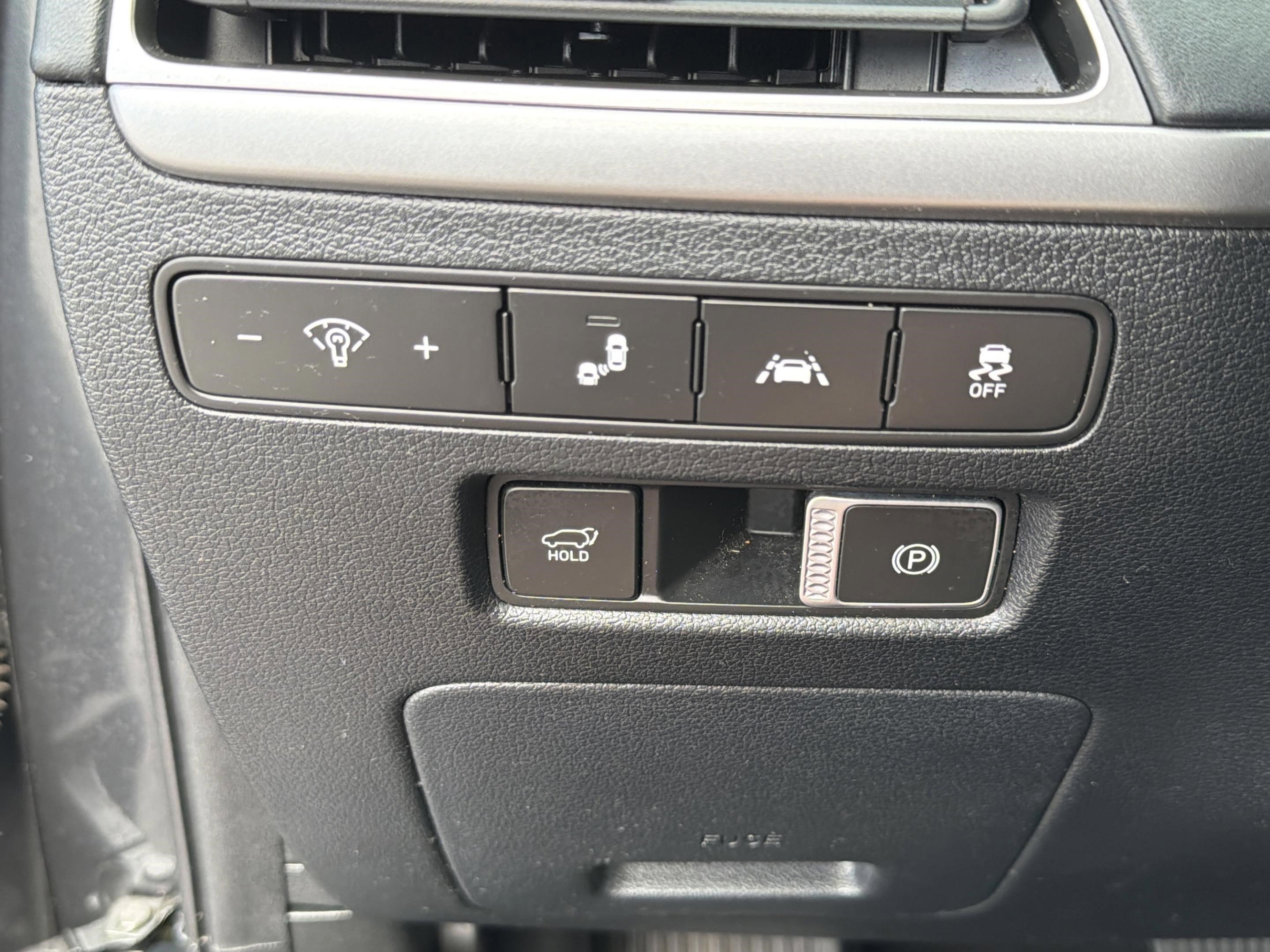 Used 2020 Hyundai Palisade SEL w/ Premium Package FWD image 14