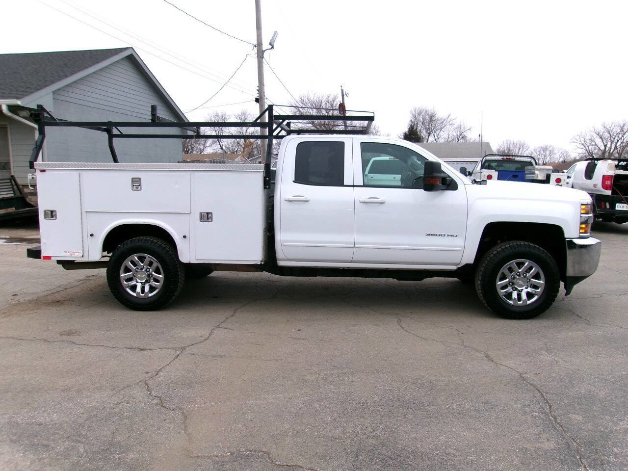 Used 2017 Chevrolet Silverado 3500 LT image 8