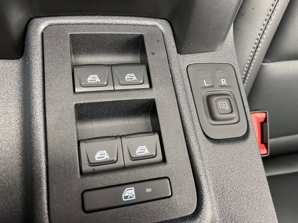 New 2025 Ford Bronco Outer Banks w/ Sasquatch Package image 31