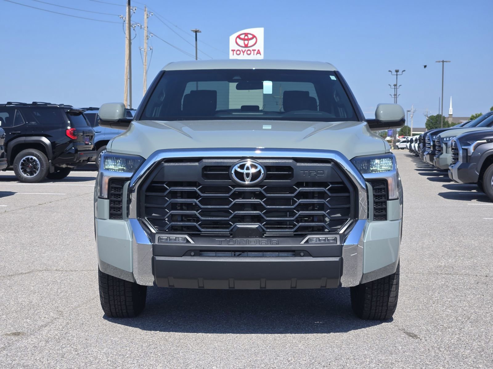New 2026 Toyota Tundra SR5 w/ TRD Off-Road Premium Package AWD/4WD image 6