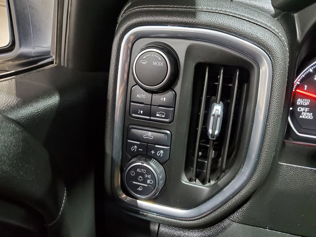 Used 2021 Chevrolet Silverado 1500 LT w/ Safety Package AWD/4WD image 41