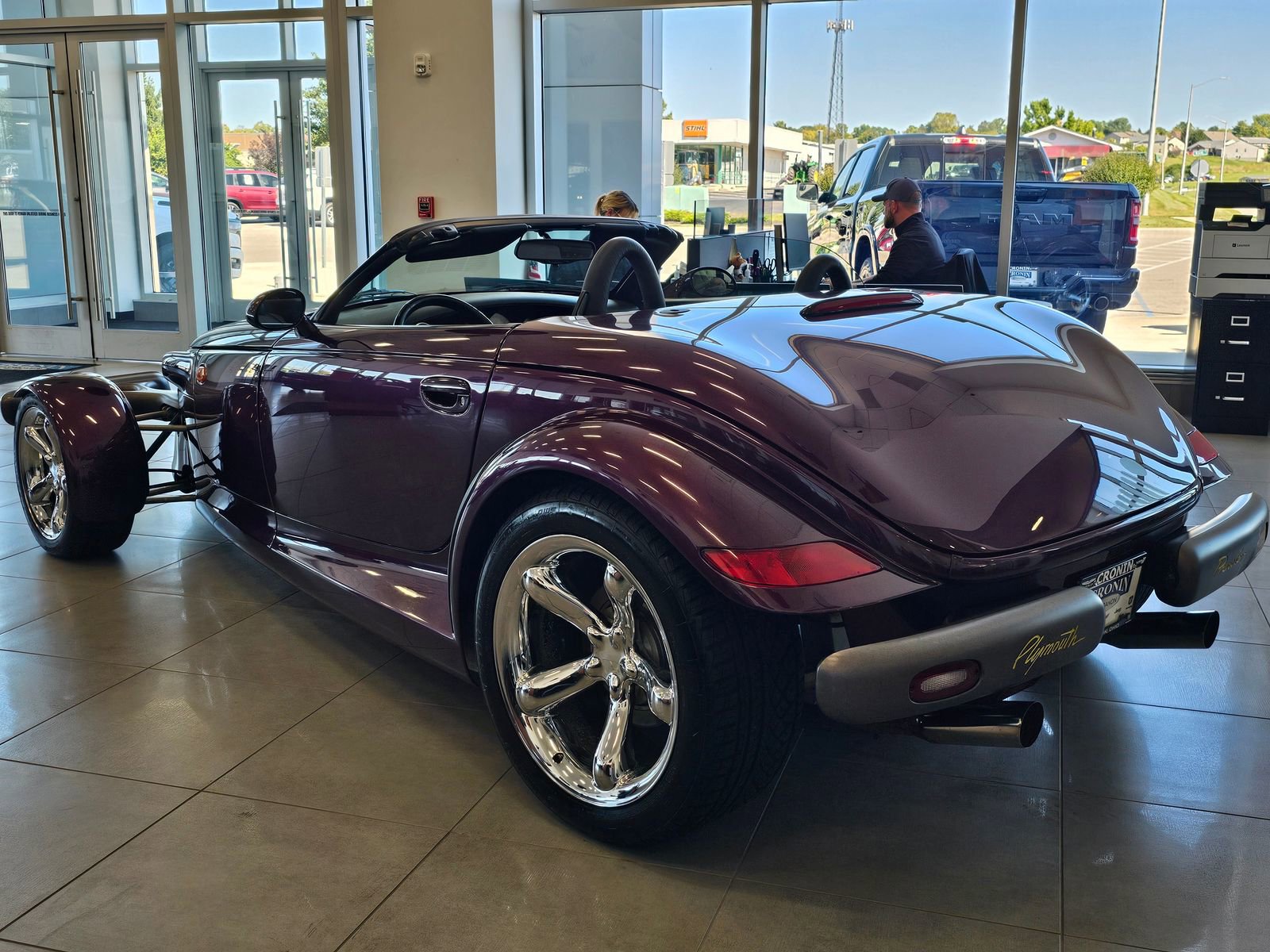 Used 1999 Plymouth Prowler image 8
