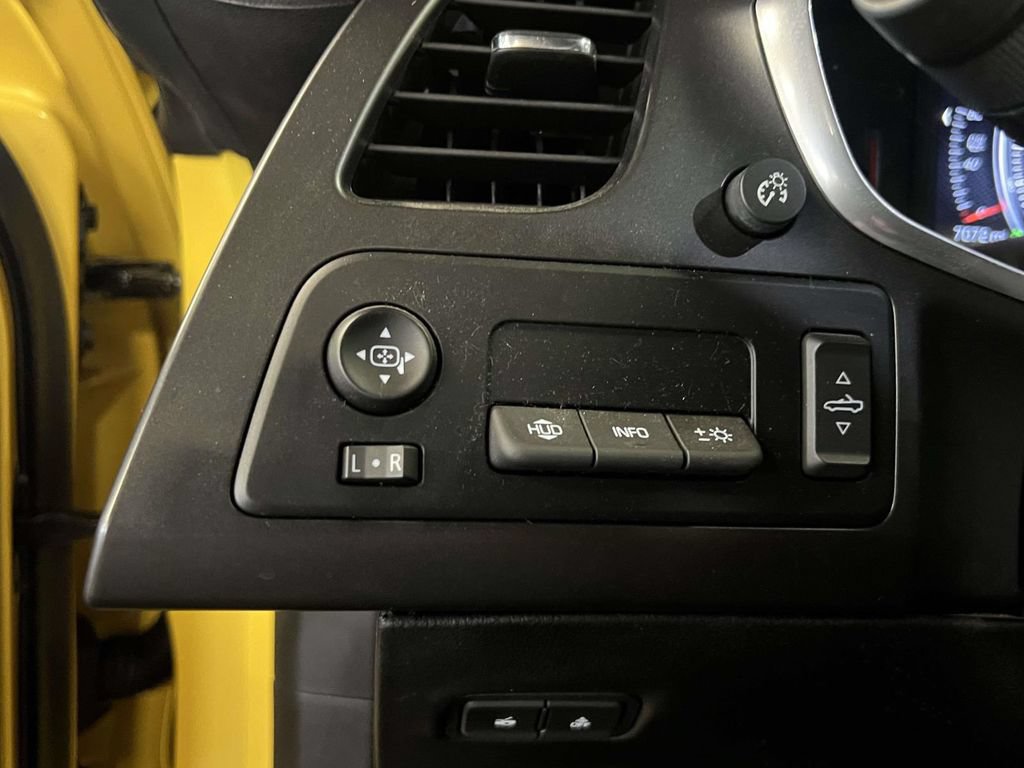 Used 2017 Chevrolet Corvette Z06 RWD image 24