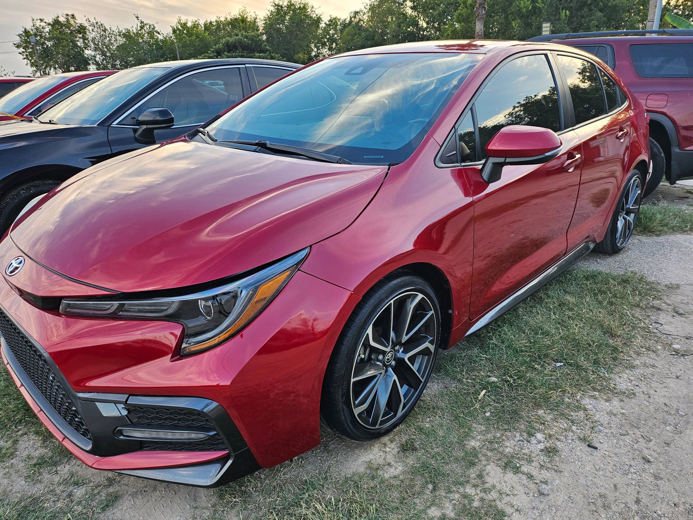 Used 2021 Toyota Corolla SE FWD image 5