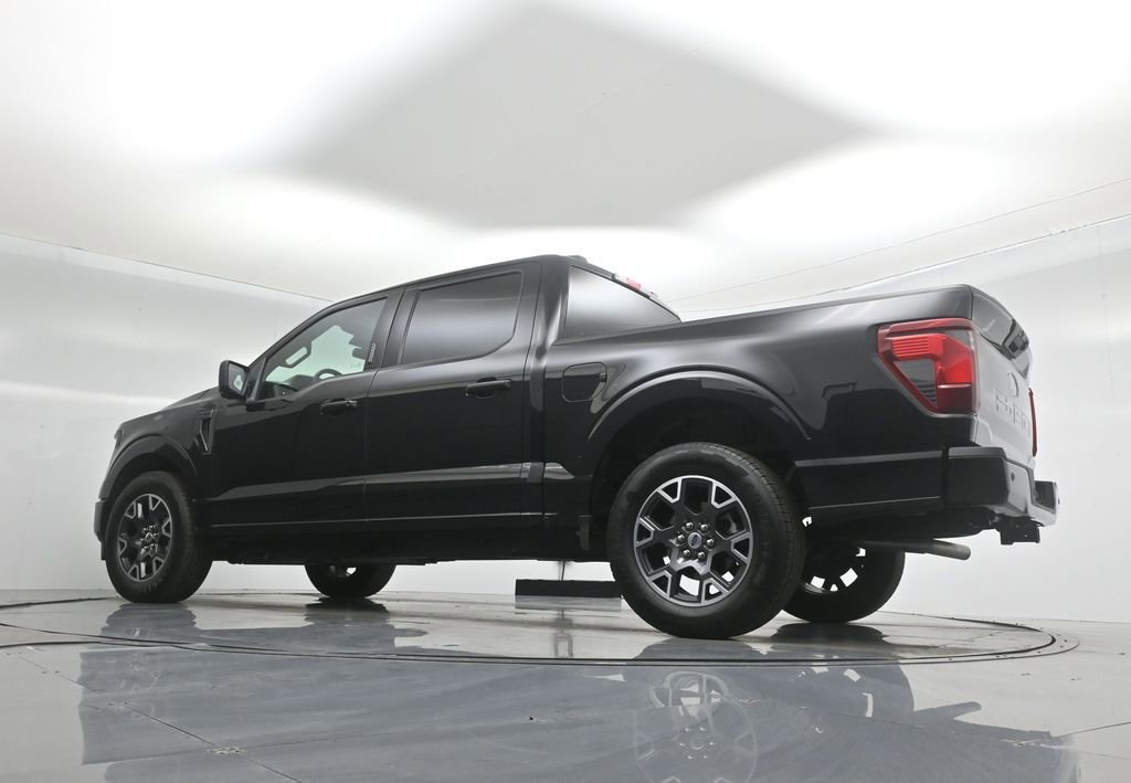 New 2024 Ford F150 XLT w/ XLT Black Appearance Package image 47