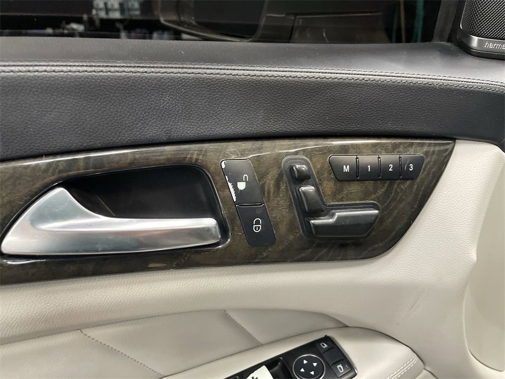 Used 2012 Mercedes-Benz CLS 550 image 12